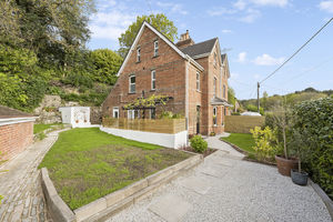 Photo 12- click for photo gallery